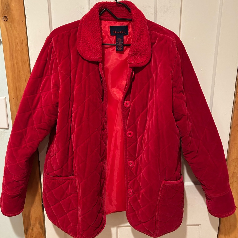 Denim & Co 100% quilted cotton velvet coat.